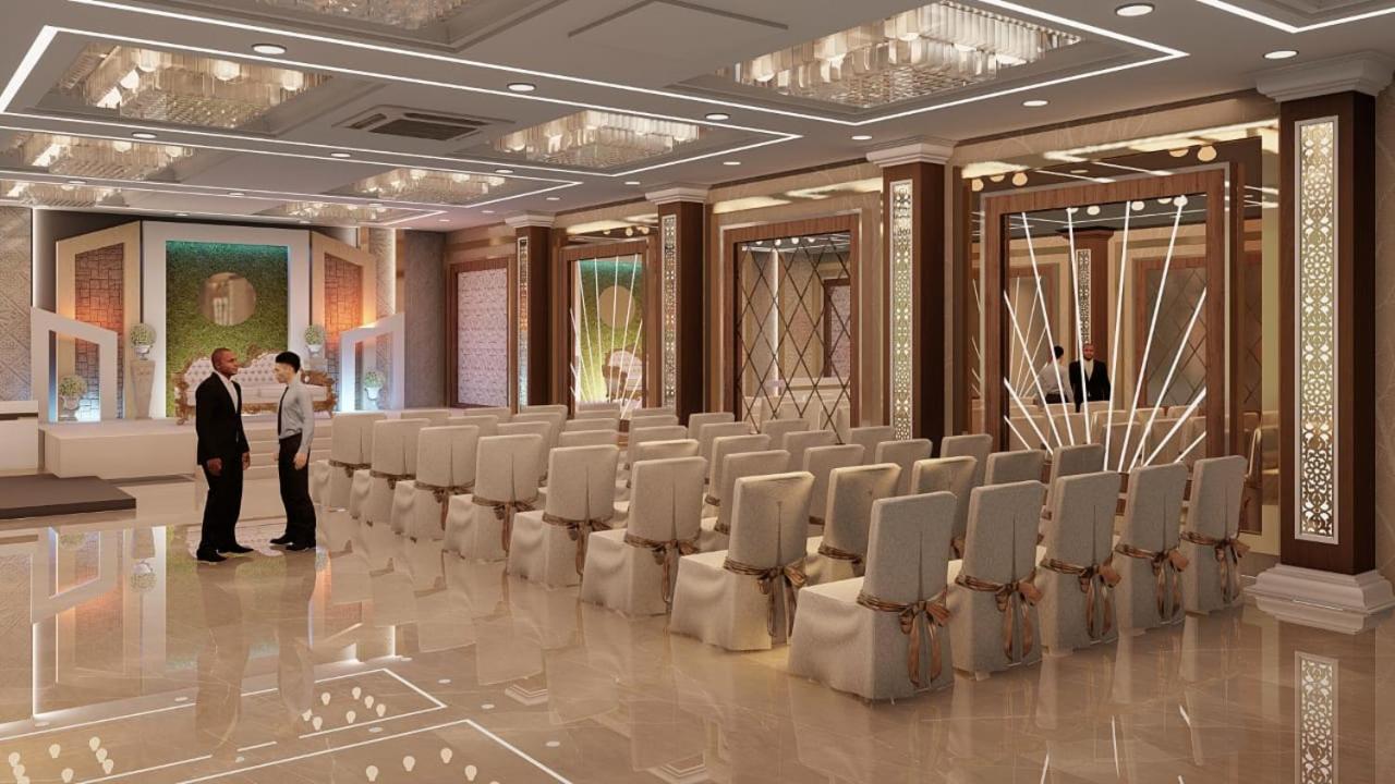 Hotel Olive Crown Lucknow Bagian luar foto